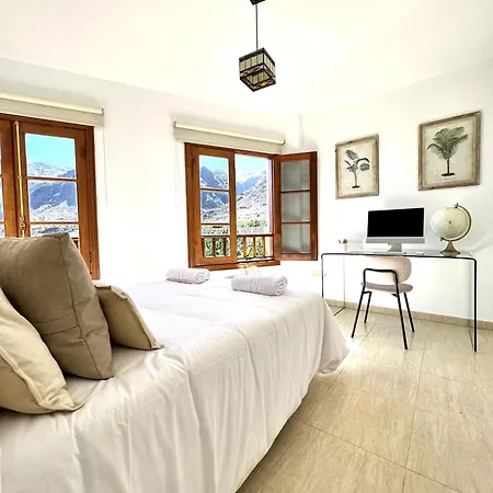 Casa Con Gran Terraza Y Vistas Διαμέρισμα *