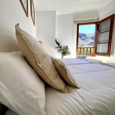 Casa Con Gran Terraza Y Vistas