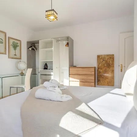 Casa Con Gran Terraza Y Vistas Διαμέρισμα *