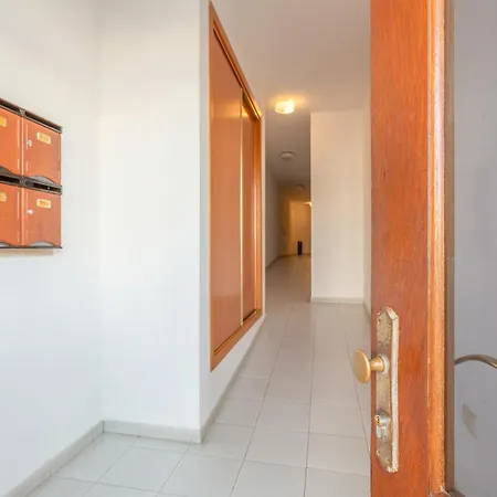 Casa Con Gran Terraza Y Vistas شقة