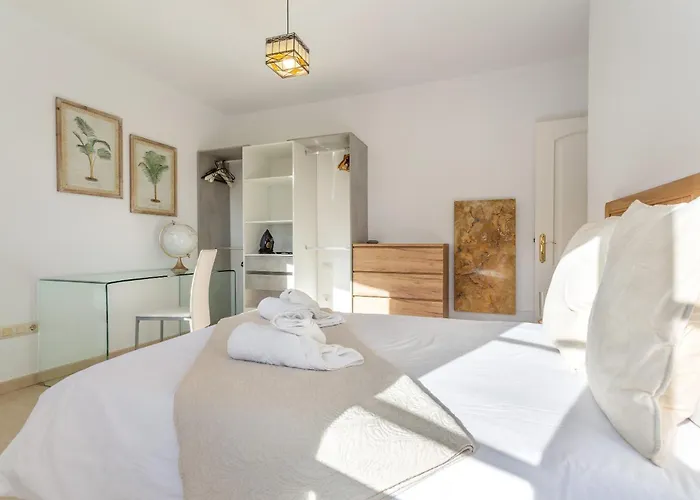 Casa Con Gran Terraza Y Vistas Διαμέρισμα *