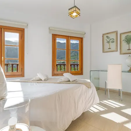 Апартаменты Casa Con Gran Terraza Y Vistas Лос-Силос